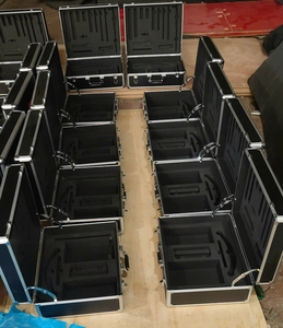 Valise en aluminium et contreplaqué multi-emplacements avec mousse personnalisée pour accessoires de quincaillerie de vitrage et valise d'échantillons de quincaillerie - Product Image 6