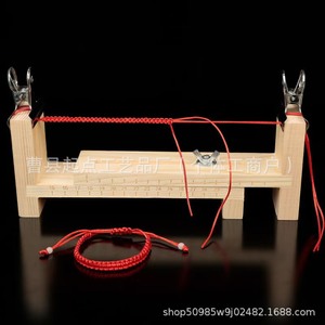 Marco de madera para fijar pulseras, rectangular, de color madera natural, para la fabricación de pulseras en escritorio. - Product Image 3