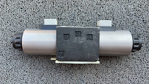 Vendite calde DHI DHE DKI <span class=keywords><strong>DKE</strong></span> DHE-0714 110AC DHE-0710 230AC DHE-0713/WP DC 20 valvola a solenoide direzionale distributore idraulico - Product Image 6