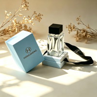 Boîte d'emballage de parfum blanche, boîte de flacon de parfum vide simple et élégante inspirée de l'INS, boîte cadeau haut de gamme parfaite pour offrir en cadeau