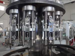 Línea de Producción Automática de Botellas de Plástico para Mascotas, Máquina de Llenado y Embotellado de Bebidas, Agua Mineral, Agua Pura, Zumo y Líquidos - Product Image 4