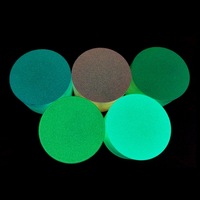 Nouveau moulin à herbes métallique lumineux qui brille dans le noir, à dents affûtées, diamètre 2 pouces, moulin à herbes industriel pour herbes sèches et épices