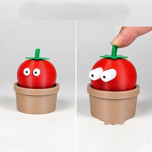 Série de jouets réalistes imprimés en 3D avec des yeux bombés : Carotte, Aubergine, Tomate, Pomme de terre – Jouets anti-stress de bureau - Product Image 5