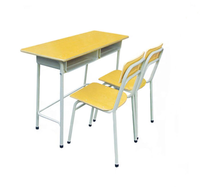 Ensemble de bureaux et chaises scolaires modernes en acier à bas prix pour les salles de classe universitaires, usage étudiant