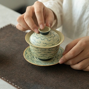 Peint à la main Xiangyun Sancai Design bleu blanc silex rouge sous glaçure bol à thé en céramique Style Vintage Kung Fu ménage <span class=keywords><strong>Gaiwan</strong></span> - Product Image 4