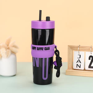 Kızlar için büyük kapasiteli plastik su şişesi 900ml sevimli pembe su bardakları kapaklı saman taşınabilir araba spor içme suyu bardağı - Product Image 5