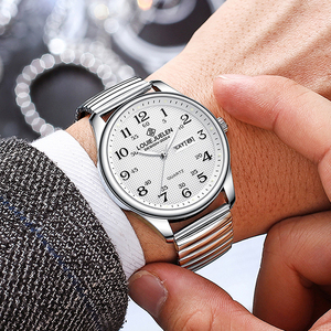 Montres en gros étanches 3 ATM, 40,5 mm, lumineuses, à grands chiffres, à quartz, pour personnes âgées et couples - Product Image 5