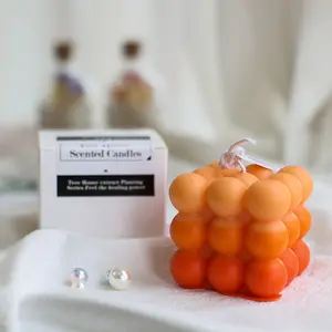 2024 INS Cubo mágico 3D hecho a mano Dulce fragancia naranja Aromaterapia Cera de soja Fragancia Velas perfumadas Decoración de Año Nuevo