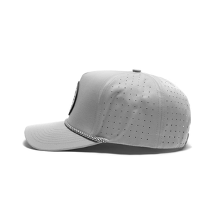 Sombrero de camionero de Golf de 5 paneles estructurado con logotipo de Parche de goma personalizado resistente al agua de alta calidad OEM, agujeros cortados con láser transpirables para deportes - Product Image 3