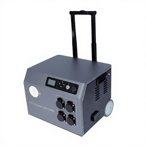 SMP-GU001 Sistema de Almacenamiento de Energía Móvil para Exteriores, Batería de 100Ah 25.6V, 0-5kWh, Apilable, Híbrido AC, Vida Útil de 6000 Ciclos - Product Image 4