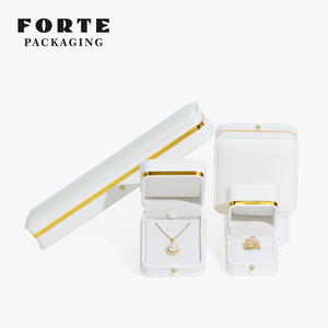 FORTE Luxury Fancy Blue Jewellery <b>Box</b> <b>Led</b> <b>Light</b> Ring Gift Packaging <b>Box</b> Set Paint Lacquered Jewelry <b>Box</b> - Product Image 5