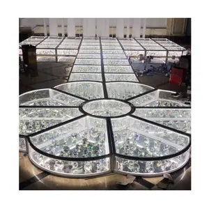 Exquisite Kristall-Diamant-Hochzeitsbühne Klares Glas-Blütenblätter Hochzeitsbühne für Hochzeitsdekoration