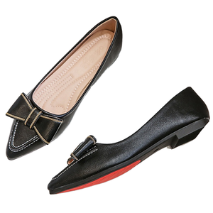 High Quality 33-43 Large Size Ladies <b>Pointed</b>-toe Ballet Flats <b>Light</b> Weight Breathable Microfiber Upper Soft-soled White Black - Product Image 1