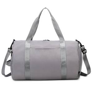 Bolsa de Deporte Impermeable CCH Wholesale para Hombre, con Compartimento para Zapatos, Ideal para Gimnasio, Viajes y Fin de Semana - Product Image 1