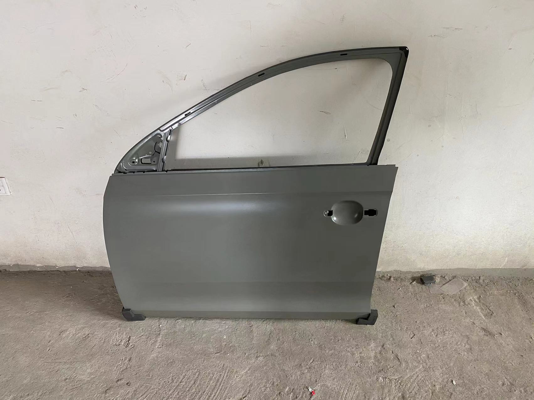 New Auto Body Parts OEM 60U831056 60U831055 Polo Front Doors Auto Parts for VW  Polo 2020 Sedan Auto Parts Image 3