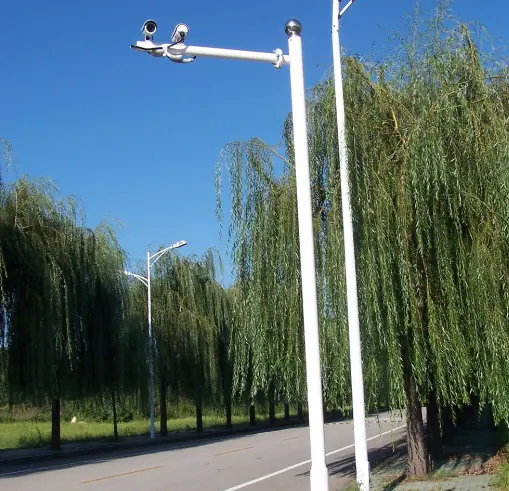XINTONG Solar LED Galvanized Street Light Pole Circular CCTV Camera Smart Electrical traffic light pole