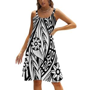 Robe d'été décontractée pour femme à bretelles spaghetti, imprimé lignes ondulées abstraites, design polynésien, color block vert et noir audacieux - Product Image 3