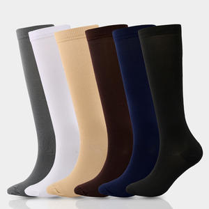 Chaussettes de compression pour la course à pied et le cyclisme, pour jeunes, couleur unie, nylon 65%, soutien du mollet, amincissantes, pour longues distances - Product Image 2