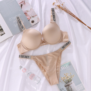 Conjunto de sujetador de satén sexy de Victoria's <span class=keywords><strong>Secret</strong></span>, 2 piezas, transpirable, ecológico, bordado, malla transparente, lencerí<span class=keywords><strong>a</strong></span> para mujeres maduras - Product Image 2