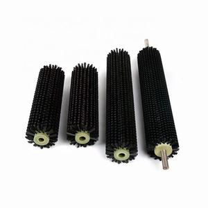 Cepillo de rodillo transportador en espiral de crin de nailon con eje cilíndrico de plástico industrial personalizado para limpieza y lavado - Product Image 3