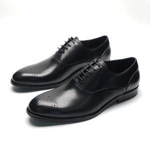 รองเท้าหนังผู้ชายสไตล์คลาสสิกหรูหราใหม่สำหรับงานเลี้ยงธุรกิจทางการรองเท้าแต่งงานสั่งทำได้ - Product Image 4
