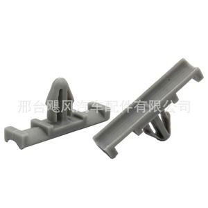 Collier de serrage simple en plastique Hurricane Auto Parts pour faisceau de câbles industriel Chevrolet et fixation de tuyau d'huile - Product Image 1