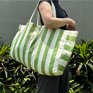 Bolsa de Hombro Personalizada Reutilizable Ecológica 100% Algodón con Rayas de Color en Contraste para Viajes - Product Image 2