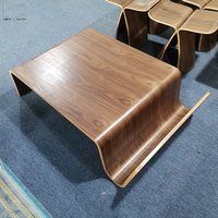 Table basse en bois contreplaqué de luxe au design rétro personnalisé pour le salon