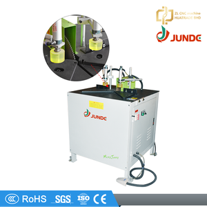 Máquina de Corte de Aluminio de Precisión Semiautomática Neumática/Eléctrica de Alta Precisión de 45/90 Grados JUNDE JD-BA305 380V 2200W Fácil de Usar - Product Image 2