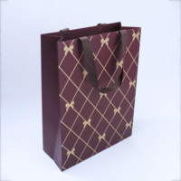 Sacs en papier blancs écologiques personnalisés avec impression de logo pour la publicité des boutiques de vêtements haut de gamme, l'artisanat et les bougies – Couleur et taille personnalisables