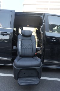 Caregiver-Friendly Car Transfer Seat <b>Part</b> with PU Leather for Land Cruiser No Manual Lifting Needed-Tengyun S5B - Product Image 4