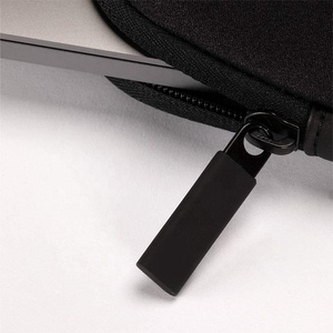 Biểu Tượng Tùy Chỉnh Kích Thước Không Thấm Nước Cao Su Tổng Hợp Máy Tính Xách Tay Tay Áo Trường Hợp Túi Cho <span class=keywords><strong>Macbook</strong></span> Không Khí <span class=keywords><strong>Pro</strong></span> Retina 11 <span class=keywords><strong>13</strong></span> 14 15 15.6 Inch - Product Image 6