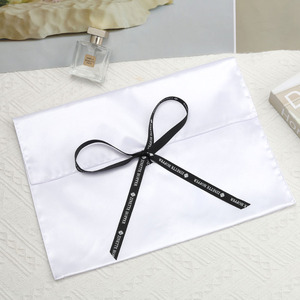 Bolsa de Satén con Lazo para Empacar Ropa Interior con Logotipo Personalizado, Bolsa de Seda de Lujo con Solapa Protectora para Empacar Pelucas - Product Image 5