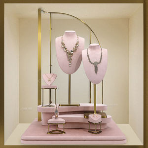 Bijoux en cuir de daim personnalisé boucles d'oreilles présentoir bijoux emballage buste présentoir ensemble - Product Image 6