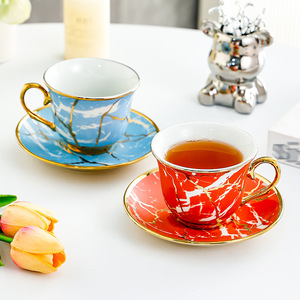Ensemble de 6 tasses à café en céramique avec soucoupes, bord doré, motif marbré, pour le thé de l'après-midi, usage domestique - Product Image 2