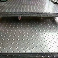 Plaque d'acier à carreaux laminée à chaud robuste de 4 à 8 mm, antidérapante, en forme de goutte d'eau, pour la construction - Vente en gros fabricant