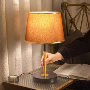 Lampe de chevet moderne minimaliste de style nordique, luxe, capteur tactile, lampe de mariage confortable pour chambre principale, température de couleur 3 couleurs, CCT 5V - Product Image 2