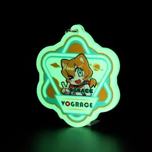 Vograce portachiavi acrilico personalizzato colorato Anime Cartoon Kids Glow In portachiavi acrilico scuro