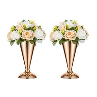 Vase en métal trompette pour centre de table de mariage moderne, support de fleurs doré en gros pour décoration de fête