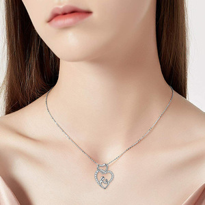 Cadeau pour la fête des mères, collier avec pendentif en forme de cœur d'amour mère et enfant plaqué argent, collier « Je t'aime » en argent, collier « Câlin et baiser » MAMA - Product Image 3