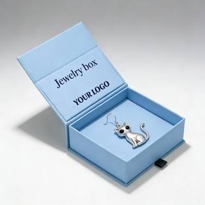 Scatola Regalo per Gioielli Personalizzata a Prezzo di Fabbrica, Stampa Digitale, Finitura Lucida o Opaca, Scatola Rigida per Orecchini e Collane - Product Image 1