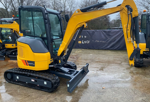 Miniexcavadora compacta 9027FZTS 9027F para construcción, jardín y granja. Sin reseñas aún. Excavadora pequeña de cadenas de 2.75 toneladas. - Product Image 5