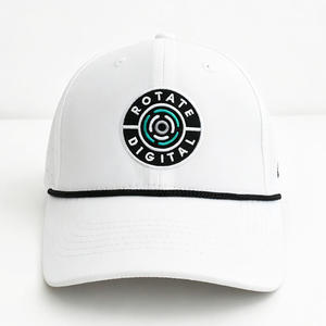 Gorra de Béisbol Deportiva Unisex de Poliéster Transpirable e Impermeable al por Mayor OEM, con 5 Paneles, Logotipo de Parche, Corte Láser y Perforaciones, con Cuerda - Product Image 4