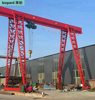 Grue portique électrique à treillis LEOPARD avec télécommande sans fil, capacité 1 tonne, grue mobile extérieure dotée d'un moteur et d'une boîte de vitesses de pointe