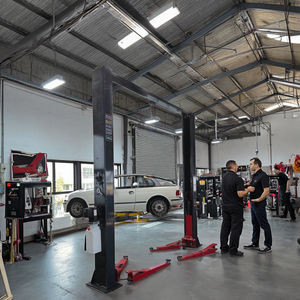 Elevador automático hidráulico de dos postes de 5500kg, altura máxima de elevación de 2010mm, potencia de Motor personalizable, exclusivo en línea - Product Image 6