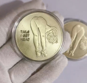 Antiek Messing Bronzen Souvenir Munt Sexy Meisje Herdenkingsmunt Godin Geluksmunten - Product Image 3