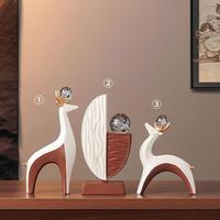 Ornement créatif en résine en forme de cerf, décoration d'intérieur haut de gamme, de luxe léger et de niche, pour salon, entrée, cave à vin, bureau
