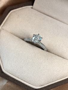 เครื่องประดับสั่งทำพิเศษ แหวนทองแท้ 9k 10k 14k 18k PT ทองคำขาว ทองคำเหลือง ทองคำชมพู เพชรแล็บ/พลอย ผลิตจากโรงงาน - Product Image 2