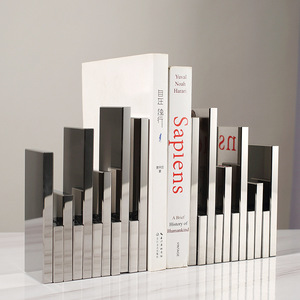 Sujetalibros minimalistas modernos de cristal con forma irregular, paquete de varias piezas para decoración de oficina, escritorio, hogar y estudio - Product Image 1
