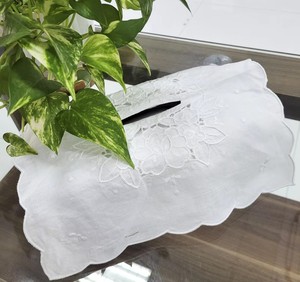 Housse de boîte à mouchoirs rectangulaire en tissu brodé de roses, haute qualité, 100% coton, décoration pour la maison et l'hôtel - Product Image 4